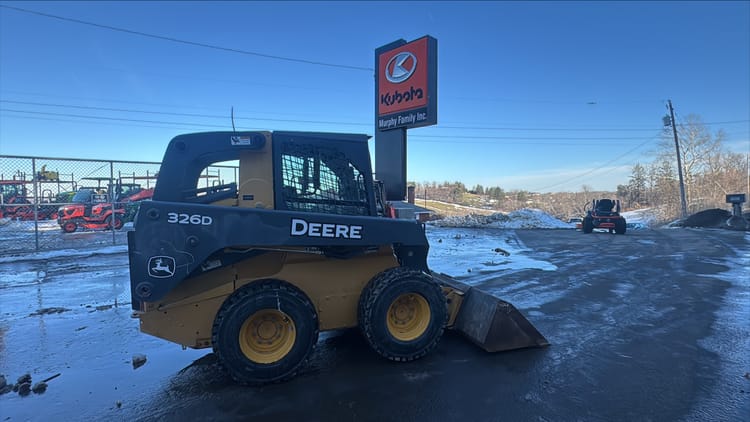 John Deere 326D SN: 99985