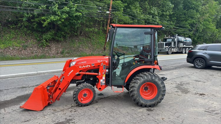 Kubota LX2610HSD SN: 17685