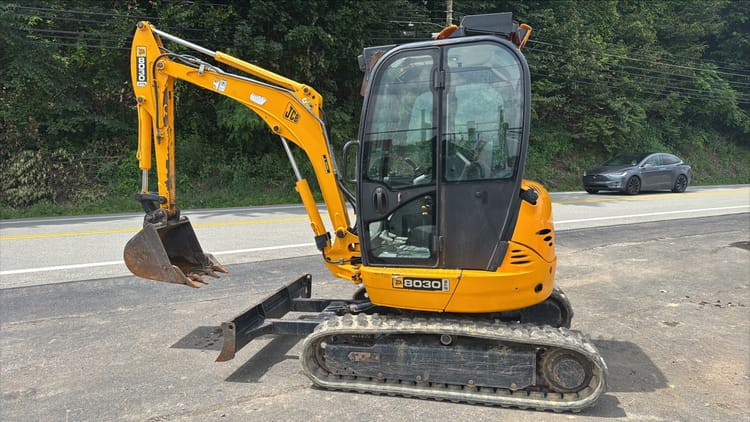JCB 8030 SN: 30037